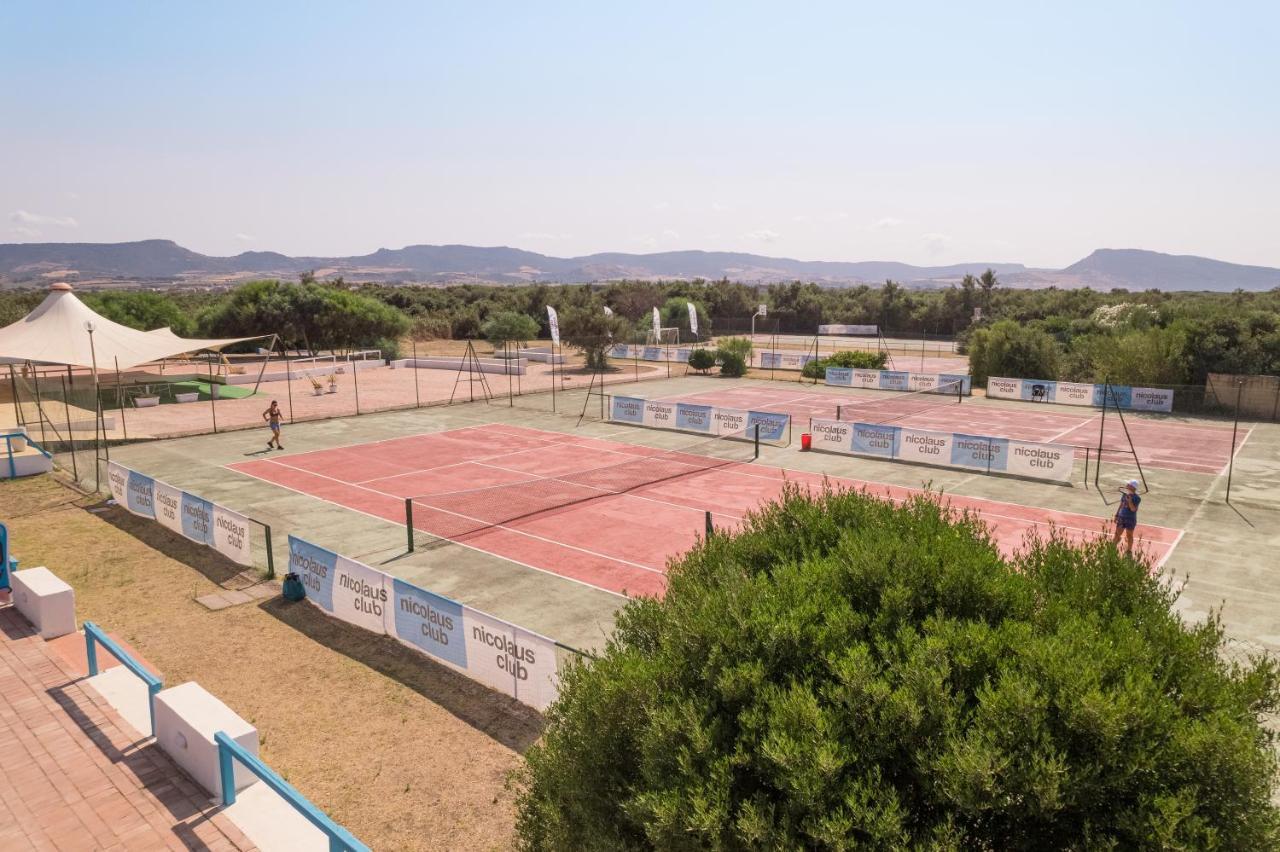 Hotel Club Baia Delle Mimose Badesi Dış mekan fotoğraf